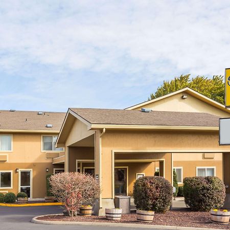 Hotel Super 8 By Wyndham Lagrande La Grande Exteriér fotografie